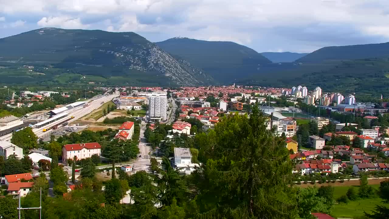 Nova Gorica in Gorica: Čudovit Razgled iz Frančiškanskega Samostana Kostanjevica