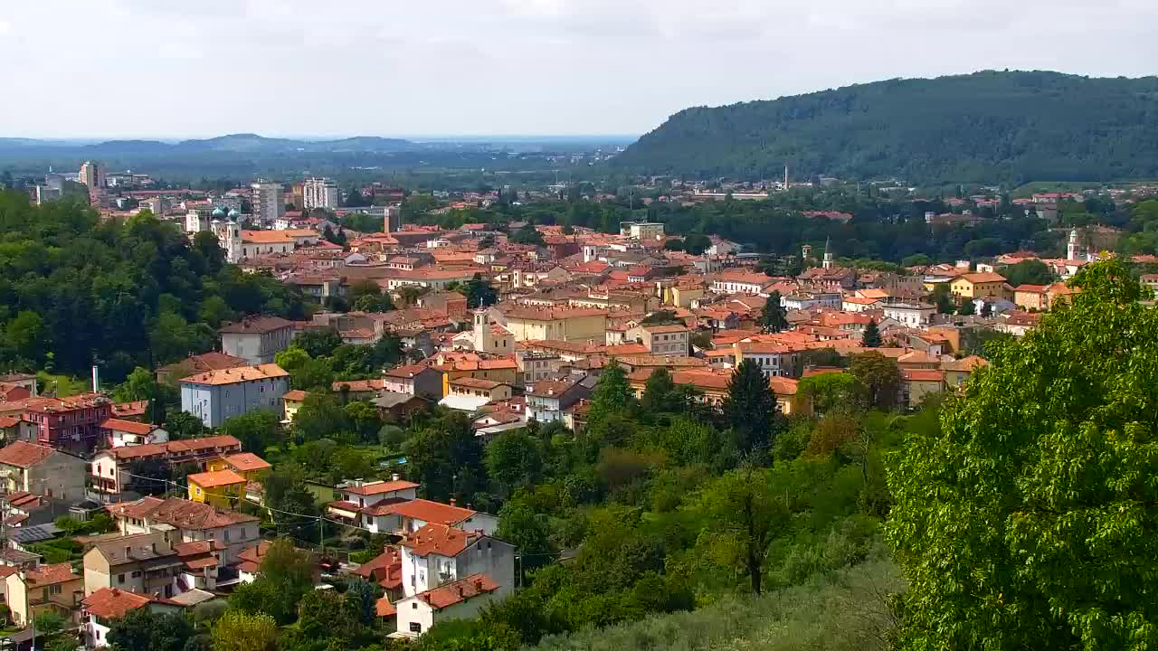 Nova Gorica und Görz: Atemberaubende Aussicht vom Franziskanerkloster Kostanjevica
