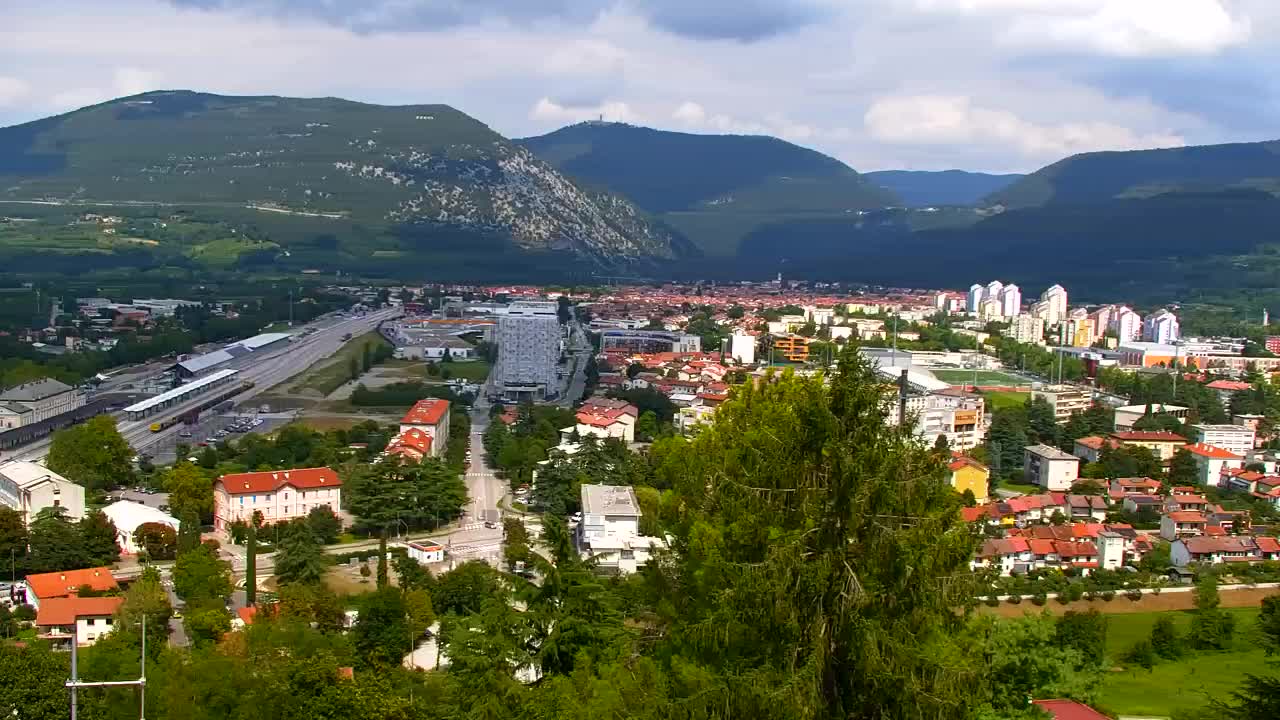 Nova Gorica in Gorica: Čudovit Razgled iz Frančiškanskega Samostana Kostanjevica