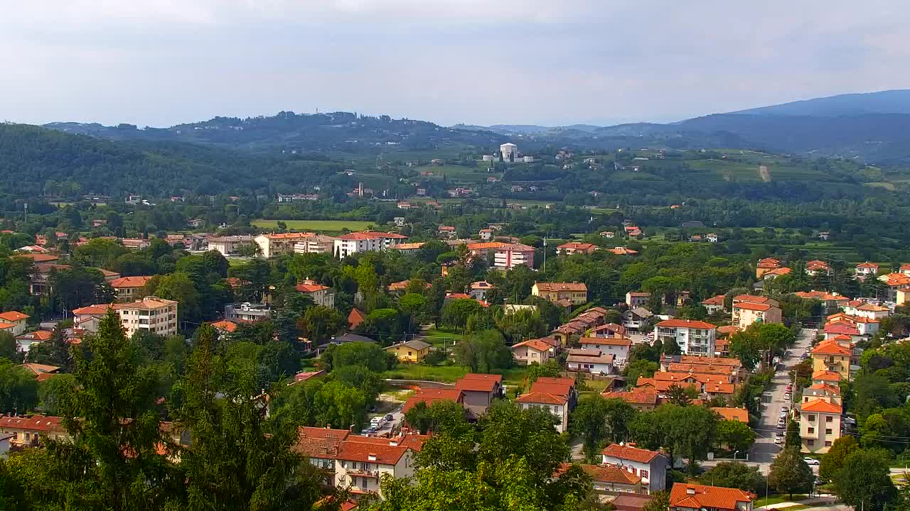 Nova Gorica i Gorica: Prekrasan Pogled iz Franjevačkog Samostana Kostanjevica