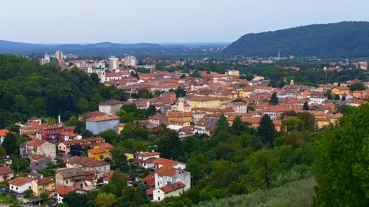 Nova Gorica y Gorizia: Impresionantes Vistas desde el Monasterio Franciscano de Kostanjevica