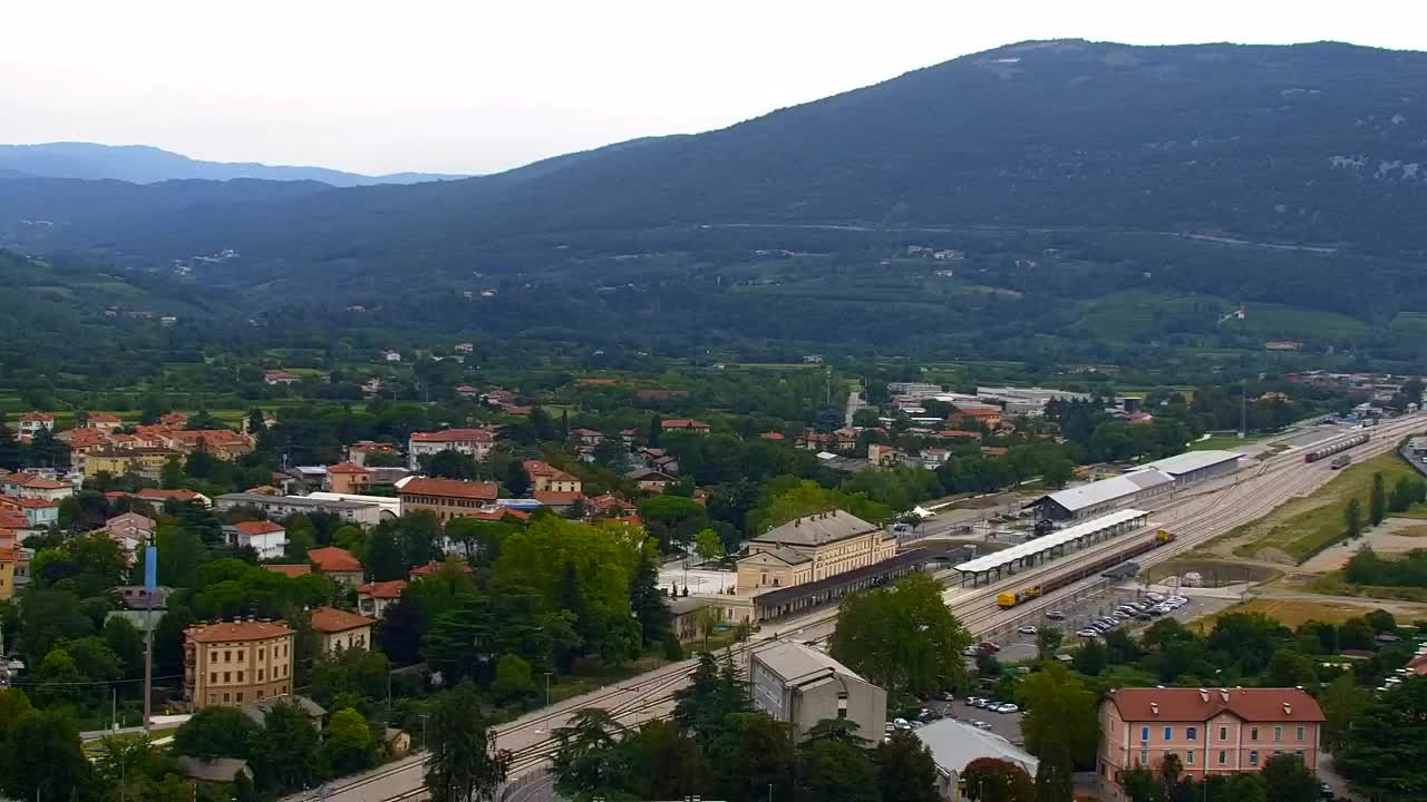 Nova Gorica i Gorica: Prekrasan Pogled iz Franjevačkog Samostana Kostanjevica