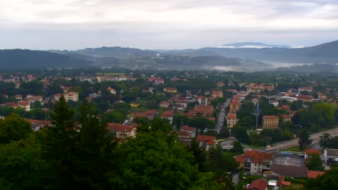 Nova Gorica i Gorica: Prekrasan Pogled iz Franjevačkog Samostana Kostanjevica