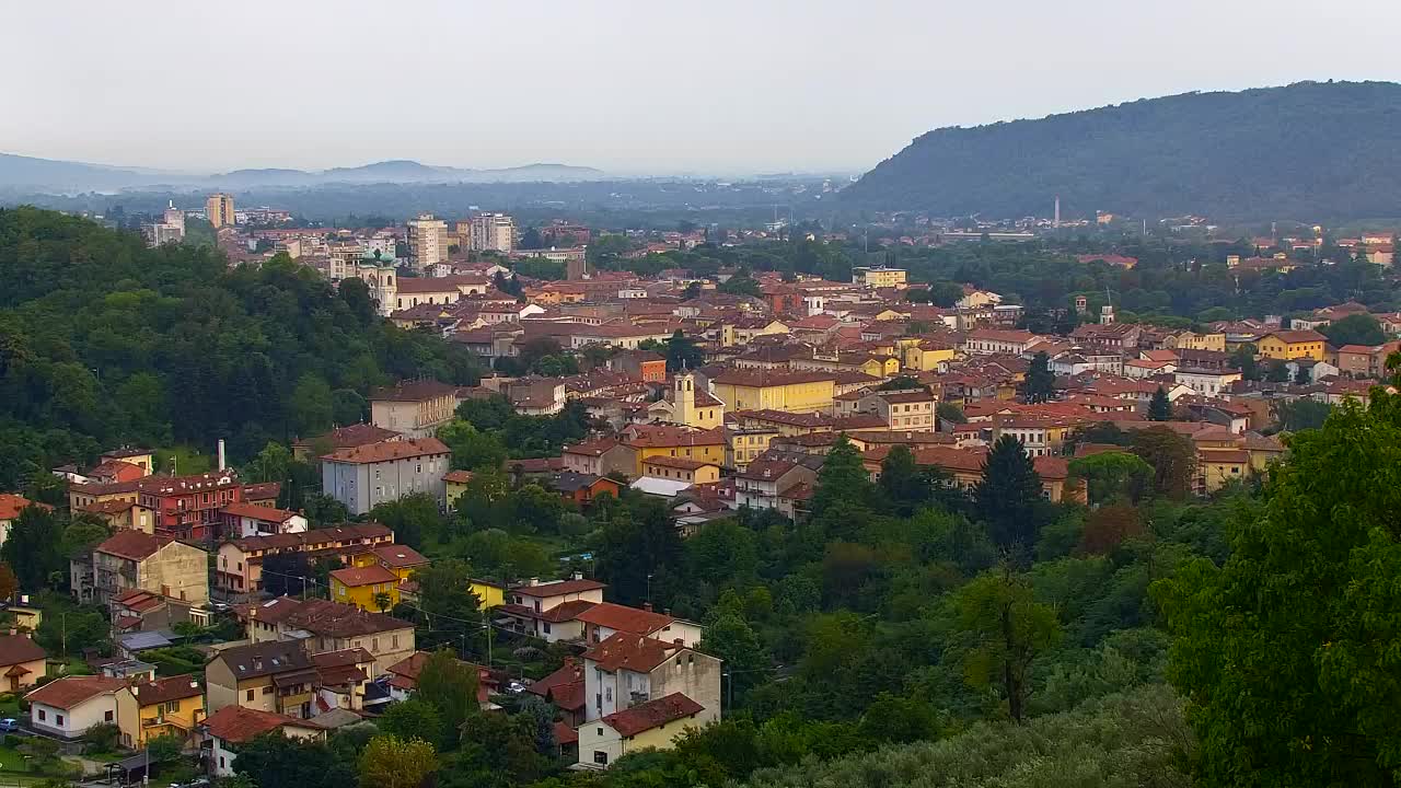 Nova Gorica und Görz: Atemberaubende Aussicht vom Franziskanerkloster Kostanjevica
