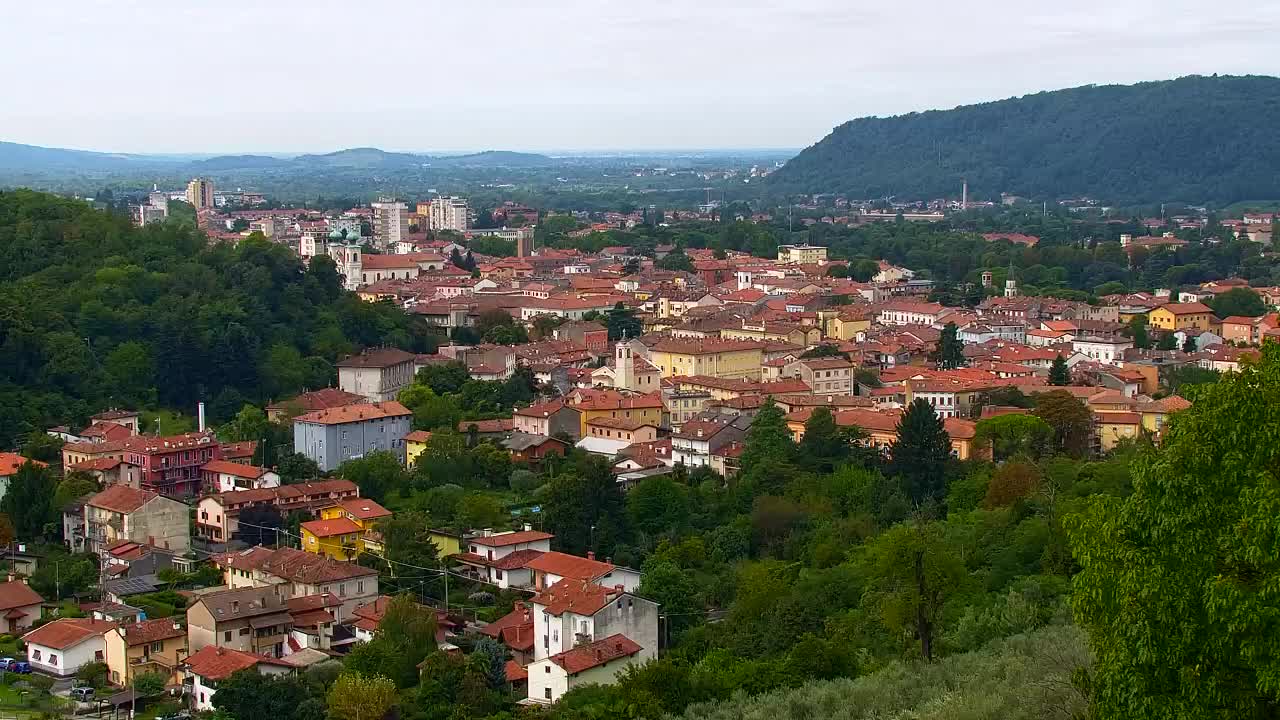 Nova Gorica und Görz: Atemberaubende Aussicht vom Franziskanerkloster Kostanjevica