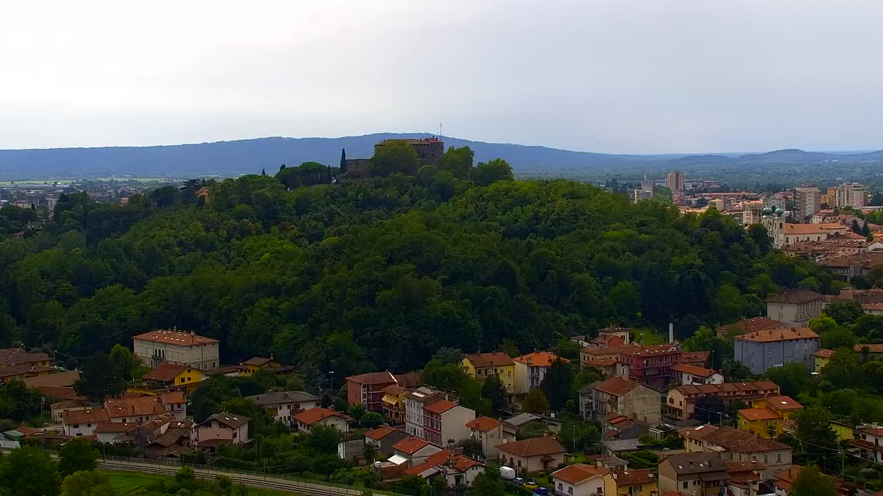 Nova Gorica e Gorizia: Panorama Mozzafiato dal Convento Francescano di Castagnevizza