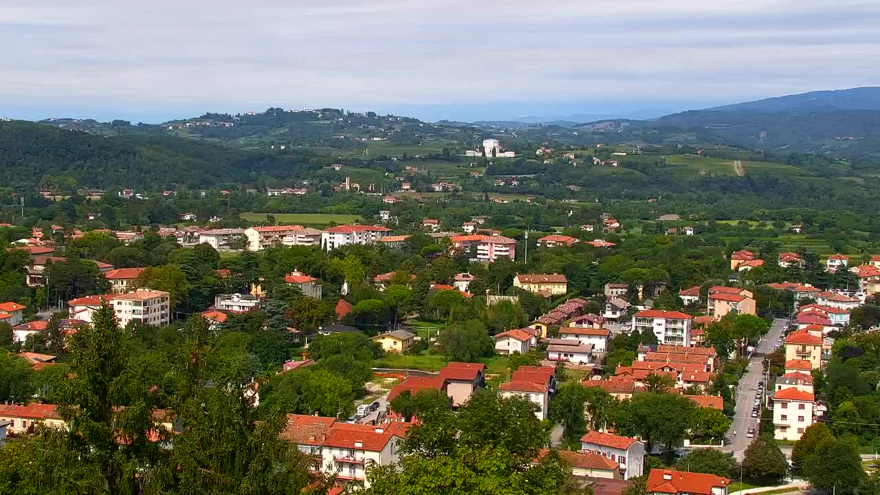 Nova Gorica y Gorizia: Impresionantes Vistas desde el Monasterio Franciscano de Kostanjevica