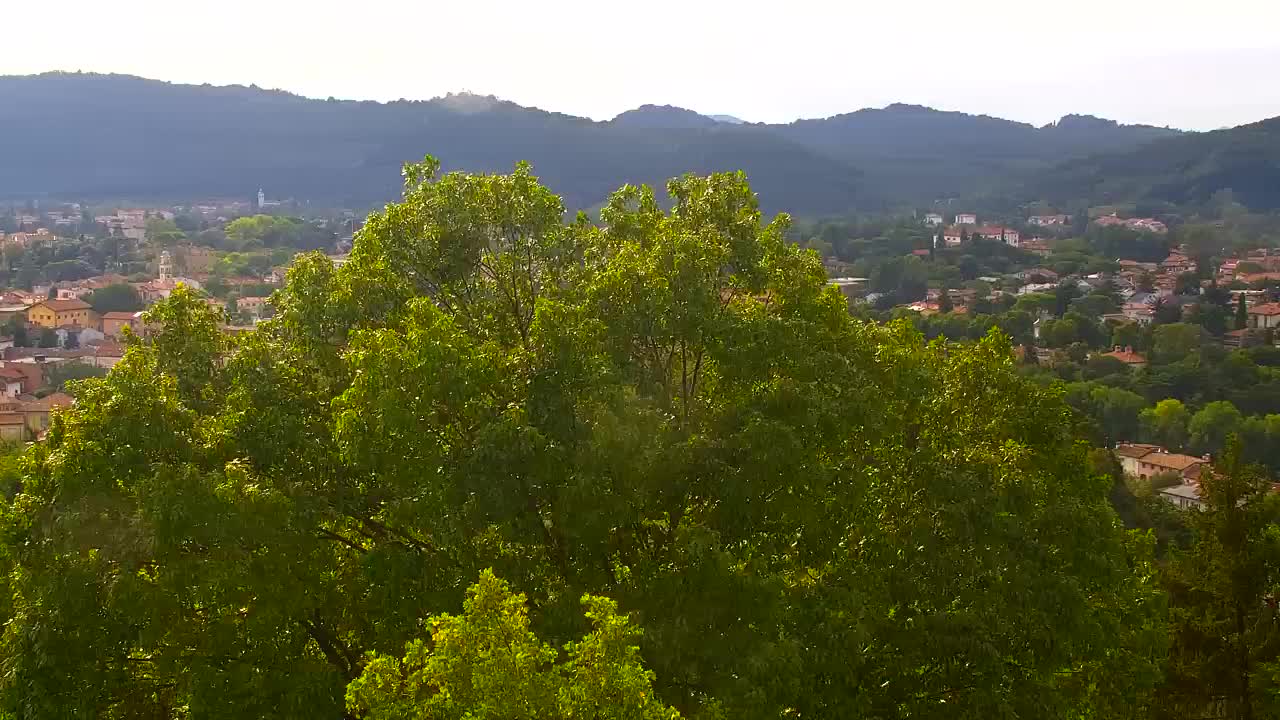 Nova Gorica e Gorizia: Panorama Mozzafiato dal Convento Francescano di Castagnevizza