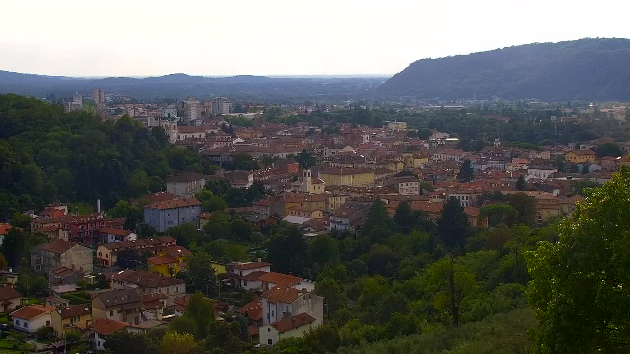 Nova Gorica et Gorizia : Vue Imprenable depuis le Monastère Franciscain de Kostanjevica