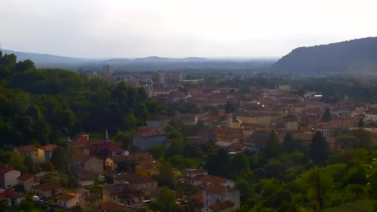 Nova Gorica und Görz: Atemberaubende Aussicht vom Franziskanerkloster Kostanjevica