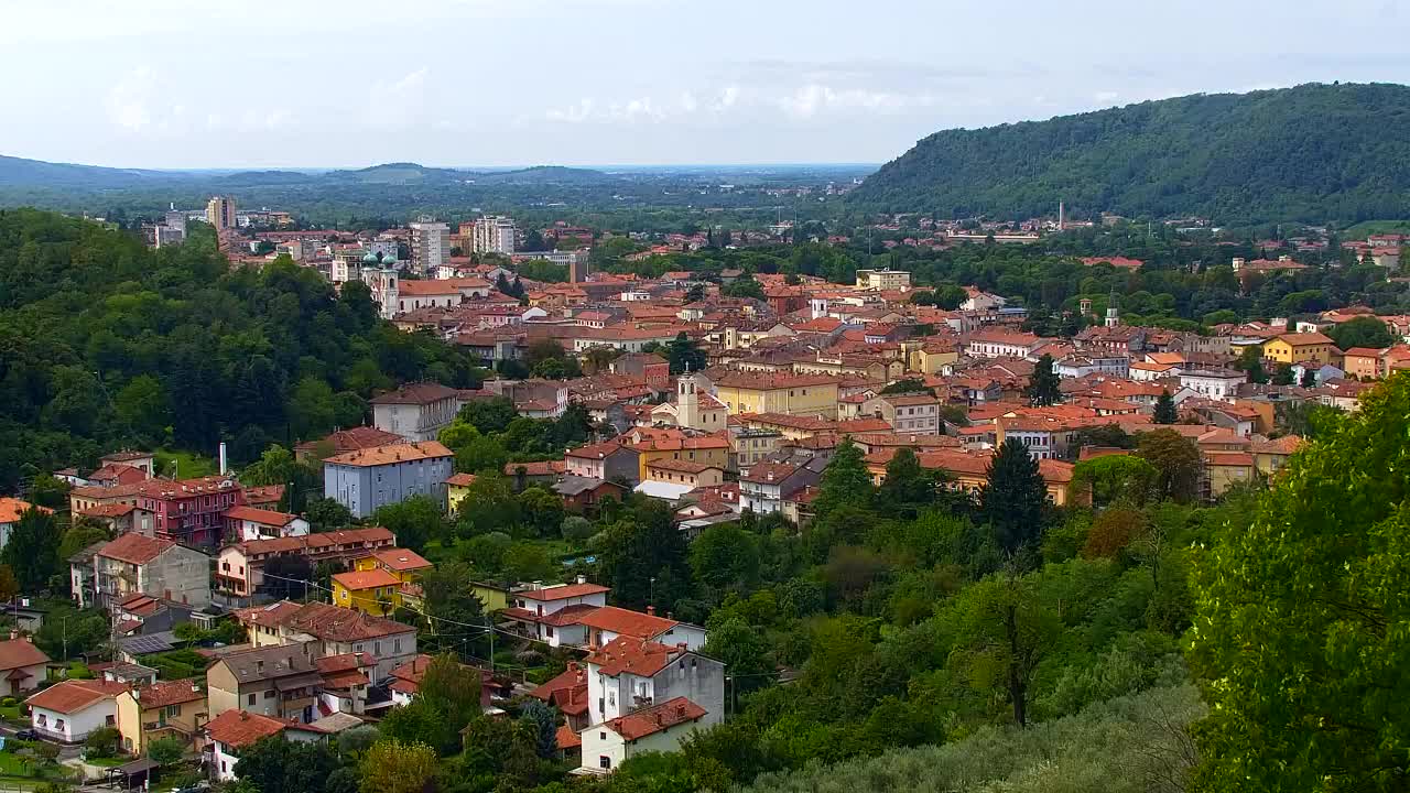 Nova Gorica y Gorizia: Impresionantes Vistas desde el Monasterio Franciscano de Kostanjevica