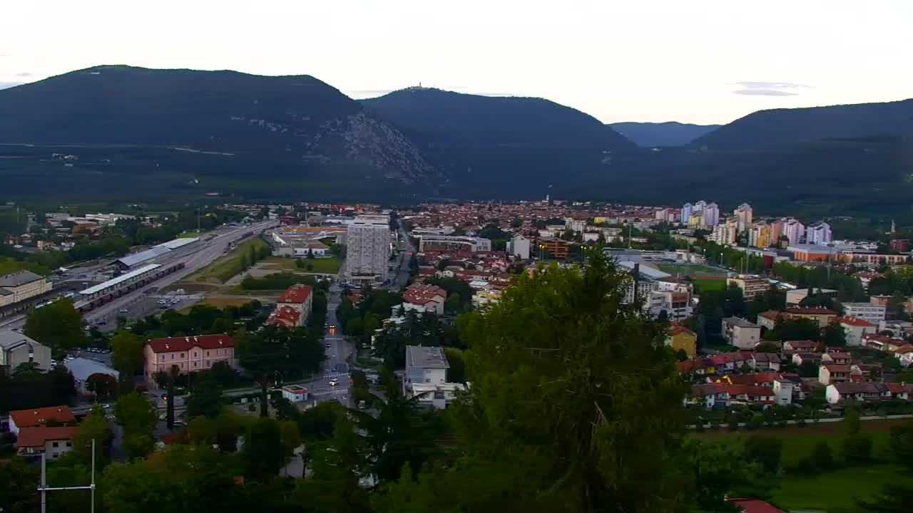 Nova Gorica und Görz: Atemberaubende Aussicht vom Franziskanerkloster Kostanjevica