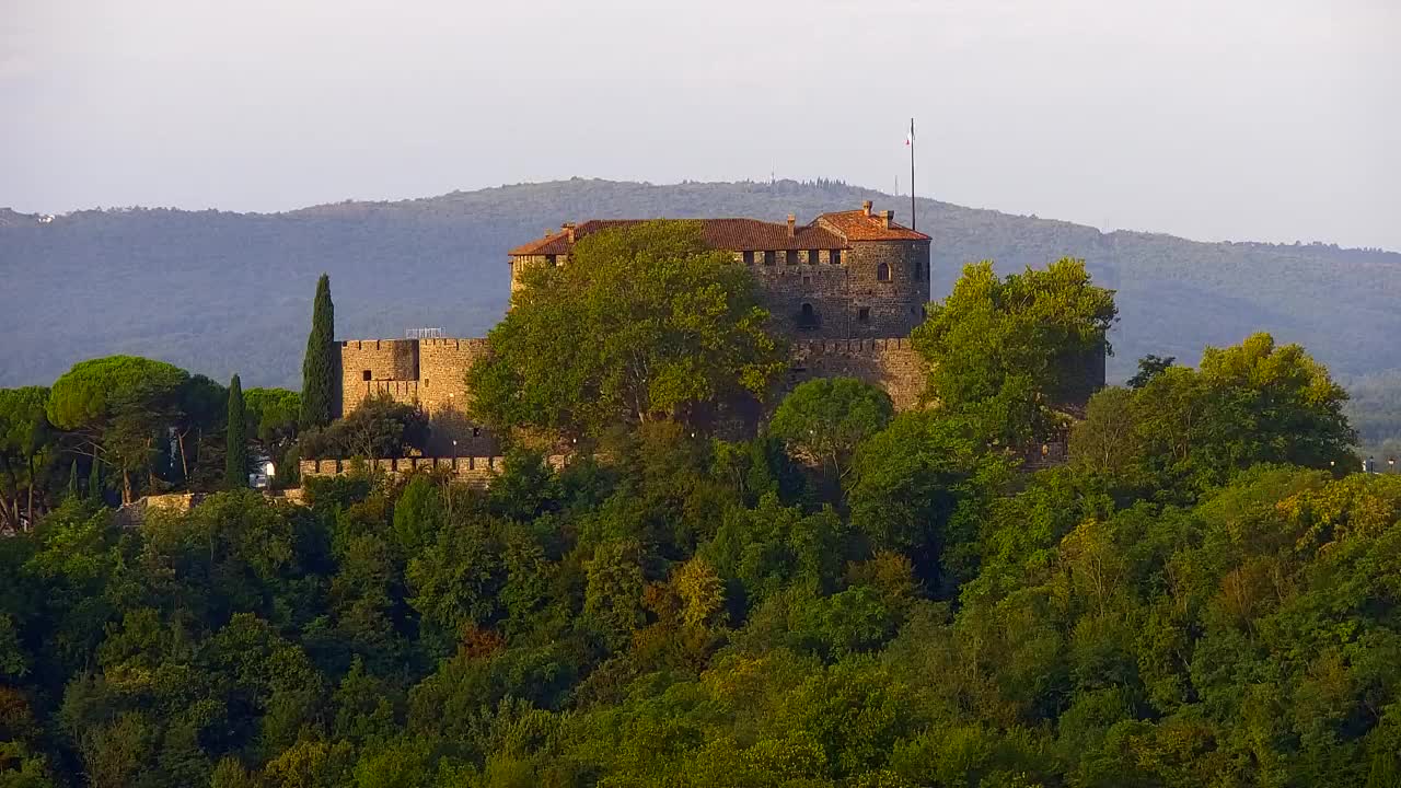 Nova Gorica und Görz: Atemberaubende Aussicht vom Franziskanerkloster Kostanjevica