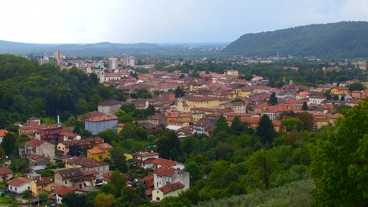 Nova Gorica i Gorica: Prekrasan Pogled iz Franjevačkog Samostana Kostanjevica