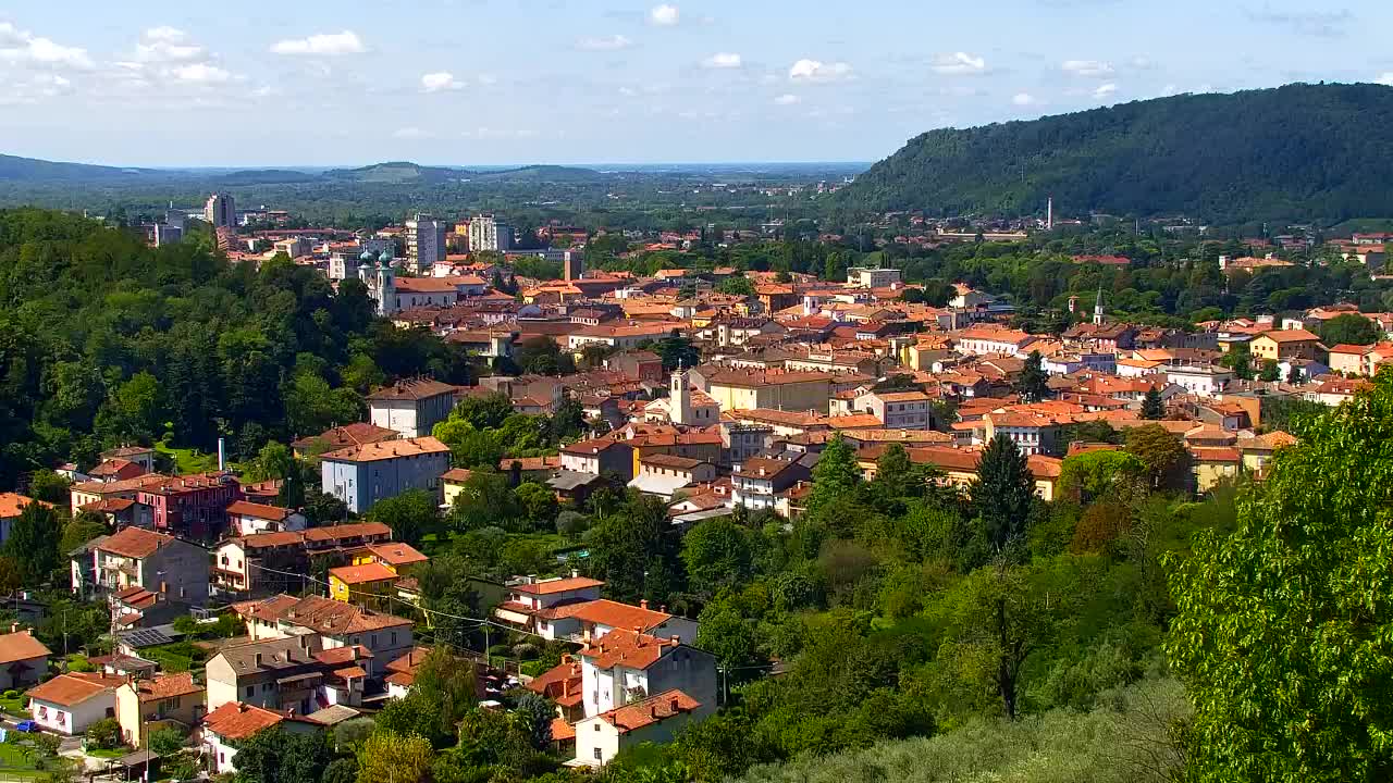Nova Gorica e Gorizia: Panorama Mozzafiato dal Convento Francescano di Castagnevizza