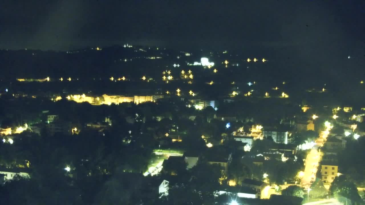 Nova Gorica e Gorizia: Panorama Mozzafiato dal Convento Francescano di Castagnevizza