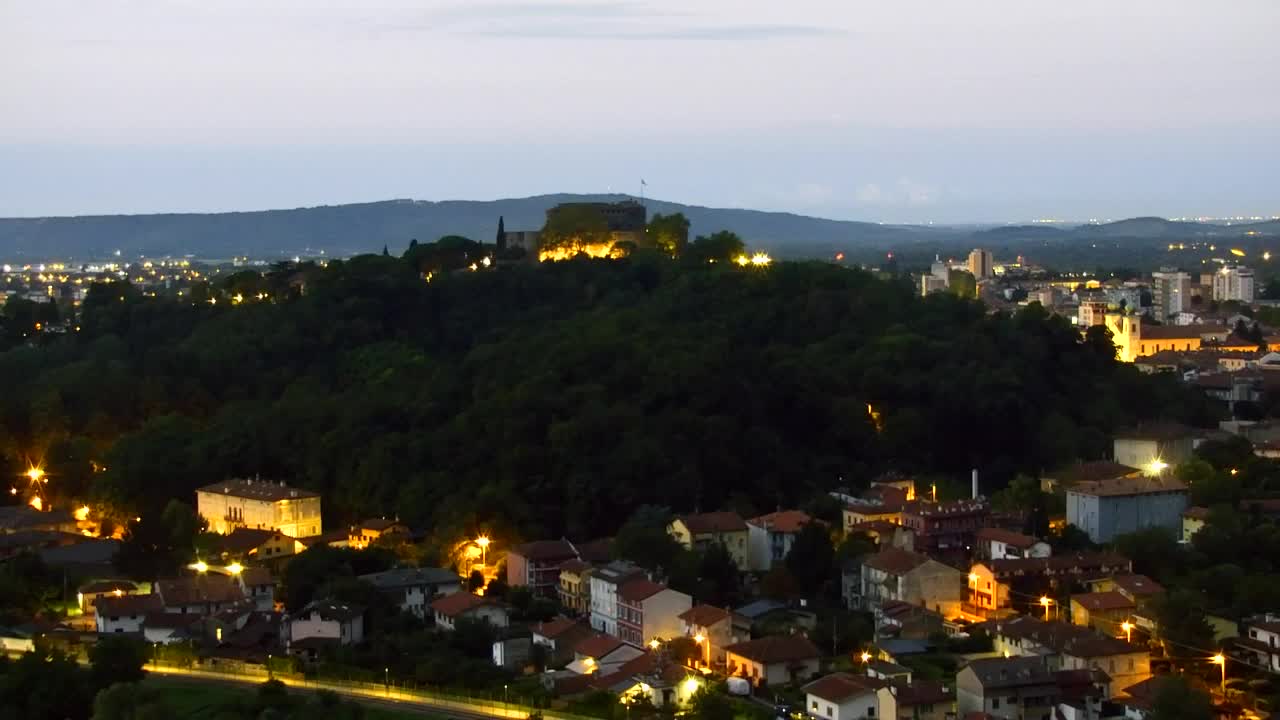 Nova Gorica und Görz: Atemberaubende Aussicht vom Franziskanerkloster Kostanjevica