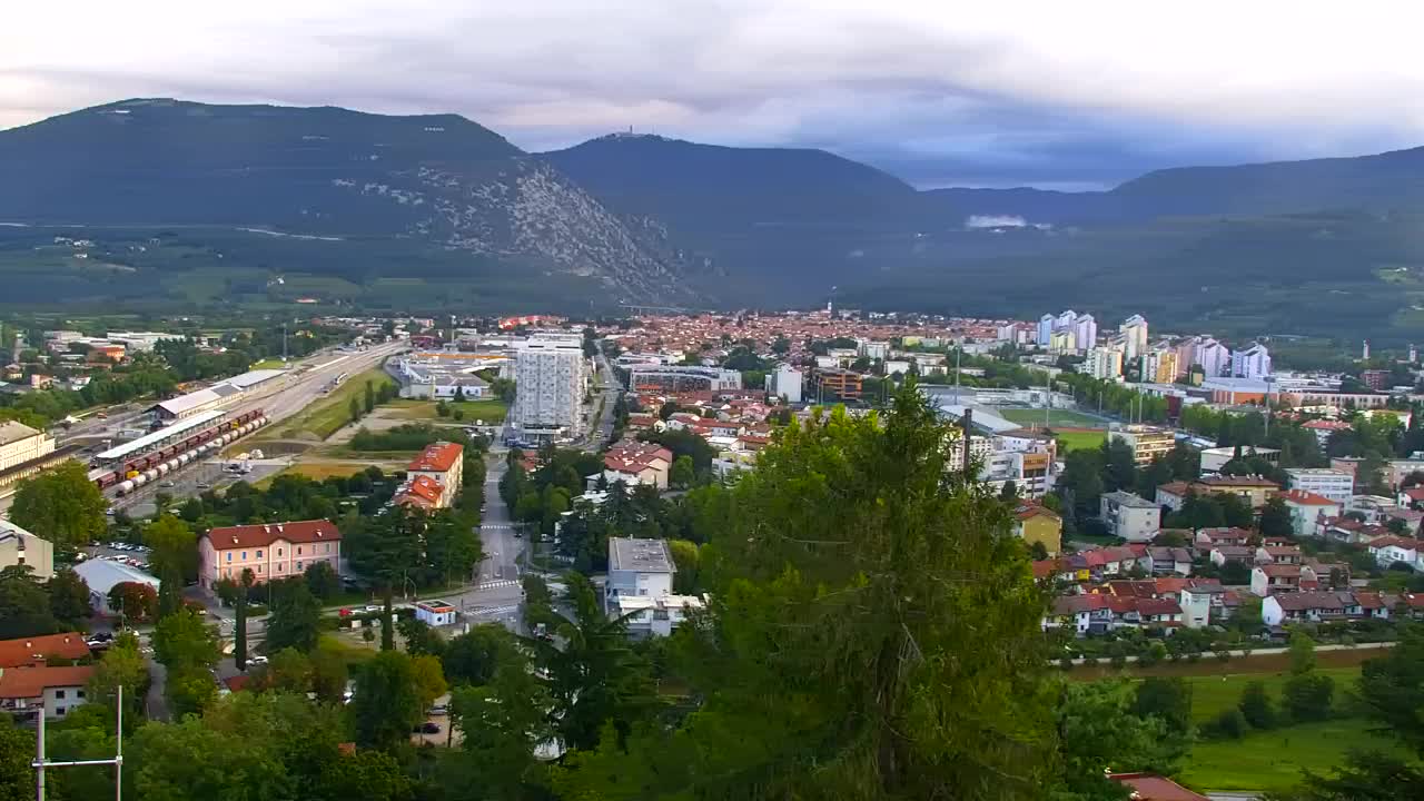 Nova Gorica et Gorizia : Vue Imprenable depuis le Monastère Franciscain de Kostanjevica