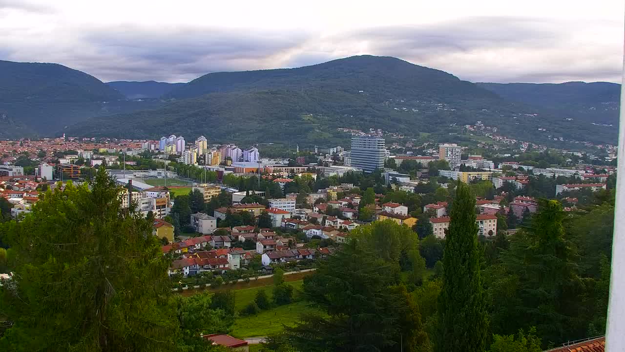 Nova Gorica in Gorica: Čudovit Razgled iz Frančiškanskega Samostana Kostanjevica