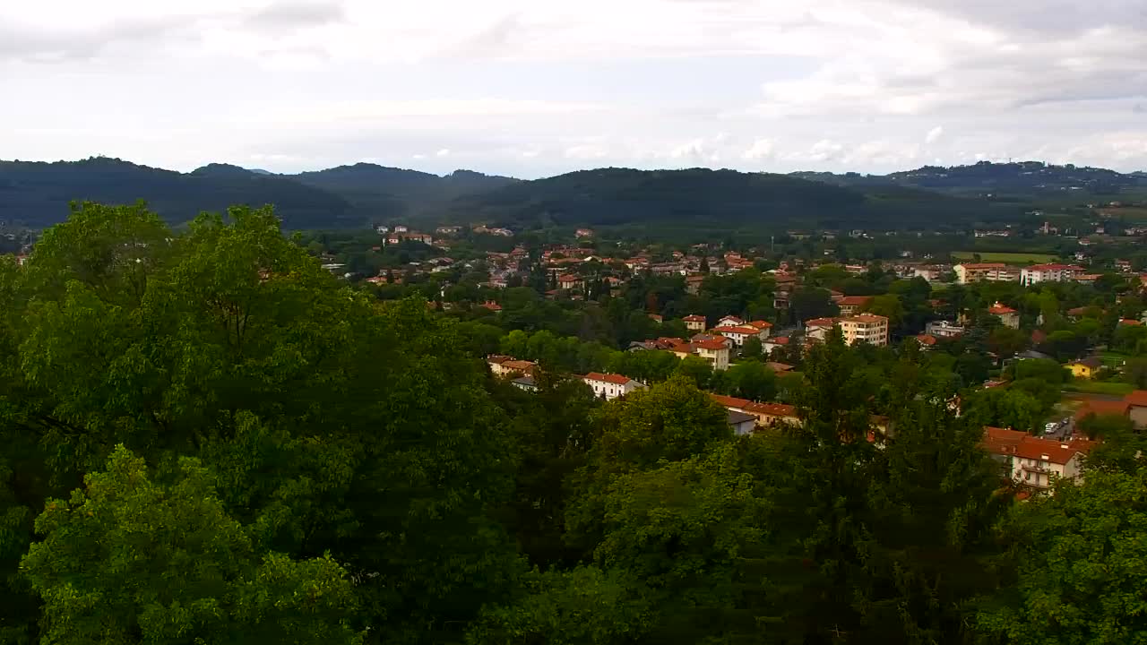 Nova Gorica i Gorica: Prekrasan Pogled iz Franjevačkog Samostana Kostanjevica