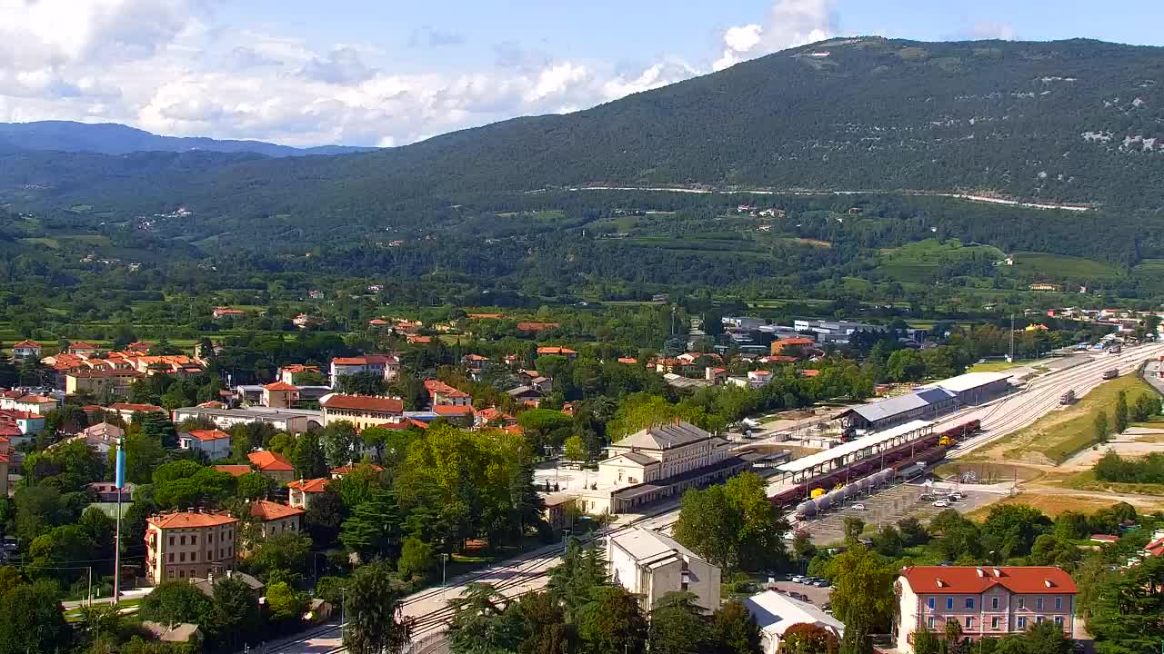 Nova Gorica e Gorizia: Panorama Mozzafiato dal Convento Francescano di Castagnevizza
