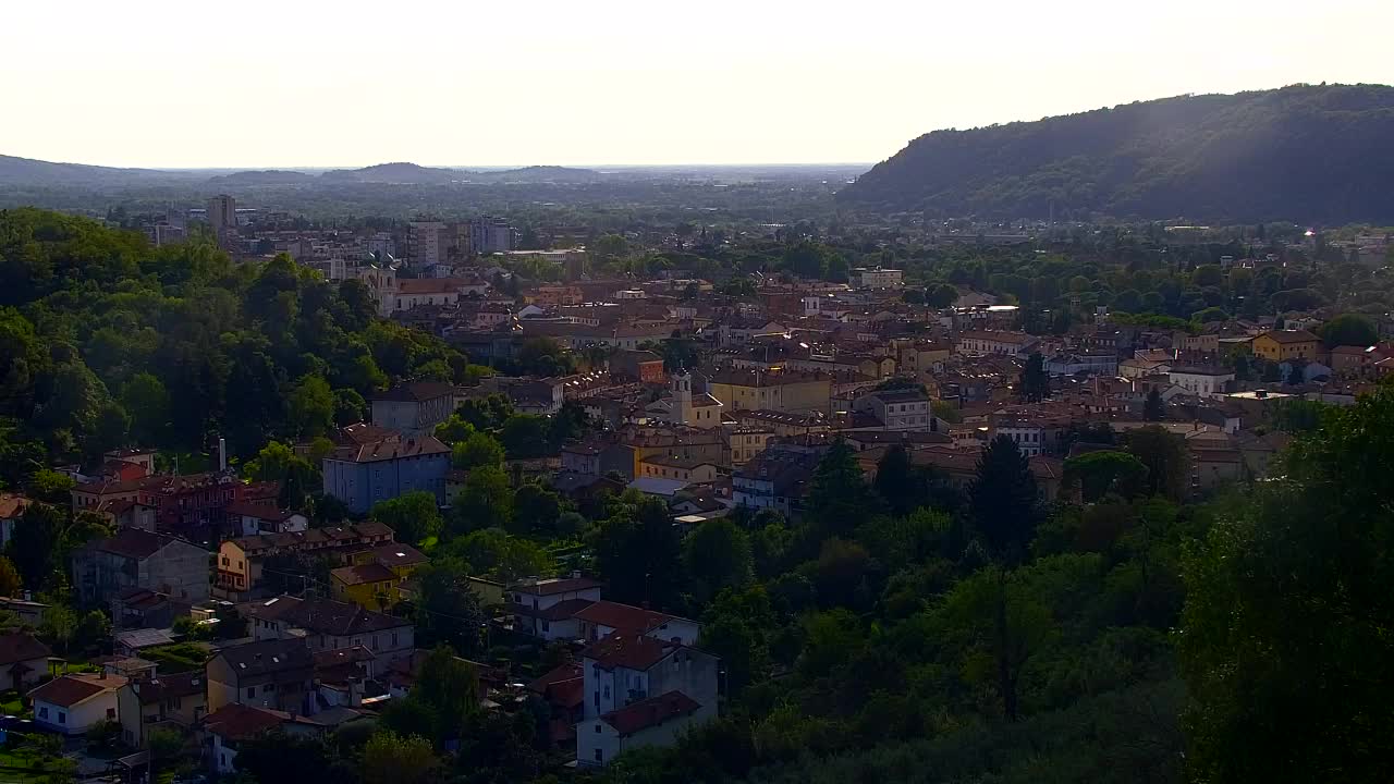 Nova Gorica und Görz: Atemberaubende Aussicht vom Franziskanerkloster Kostanjevica