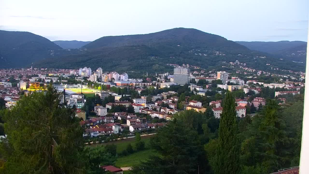 Nova Gorica und Görz: Atemberaubende Aussicht vom Franziskanerkloster Kostanjevica