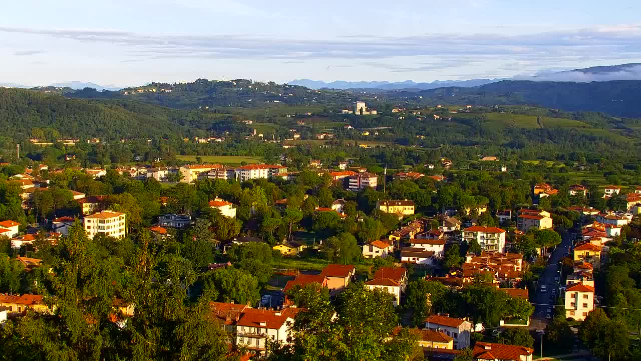 Nova Gorica i Gorica: Prekrasan Pogled iz Franjevačkog Samostana Kostanjevica