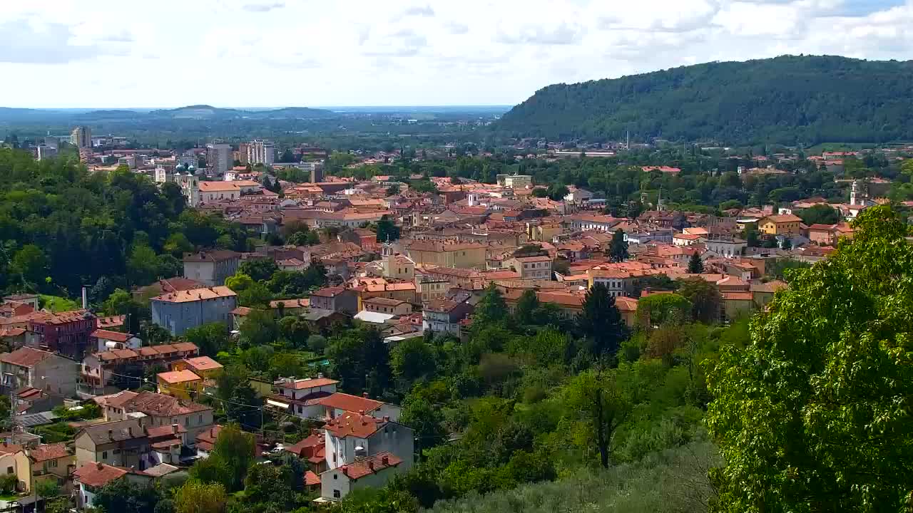 Nova Gorica y Gorizia: Impresionantes Vistas desde el Monasterio Franciscano de Kostanjevica