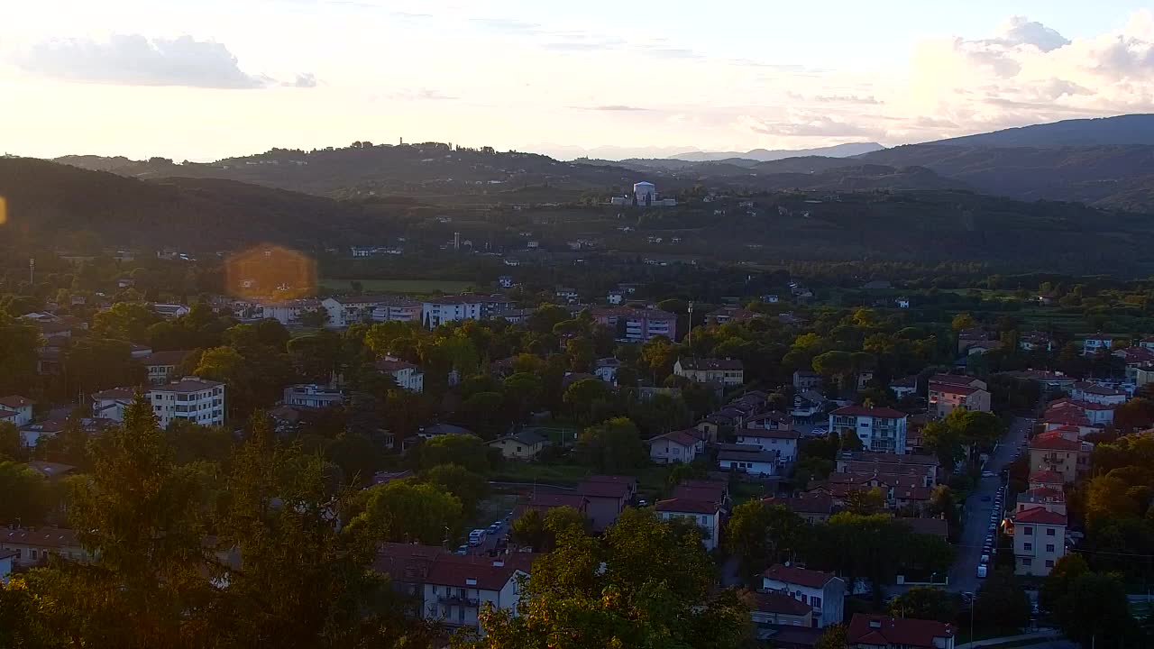 Nova Gorica in Gorica: Čudovit Razgled iz Frančiškanskega Samostana Kostanjevica