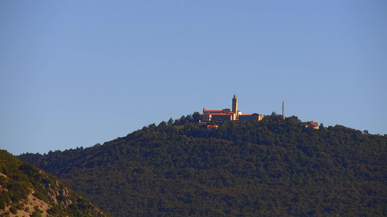 Nova Gorica i Gorica: Prekrasan Pogled iz Franjevačkog Samostana Kostanjevica