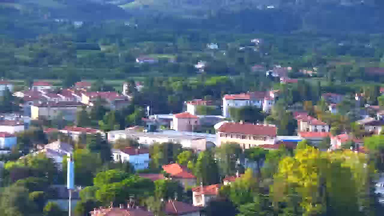 Nova Gorica e Gorizia: Panorama Mozzafiato dal Convento Francescano di Castagnevizza