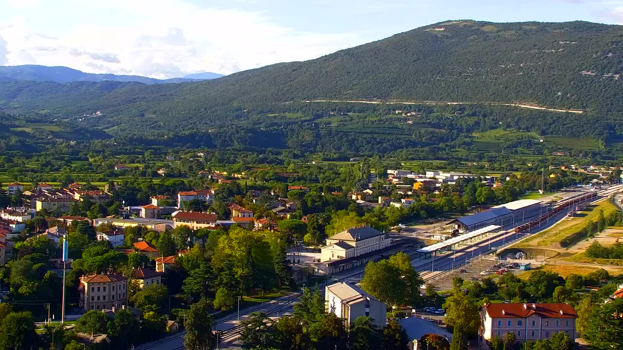 Nova Gorica e Gorizia: Panorama Mozzafiato dal Convento Francescano di Castagnevizza