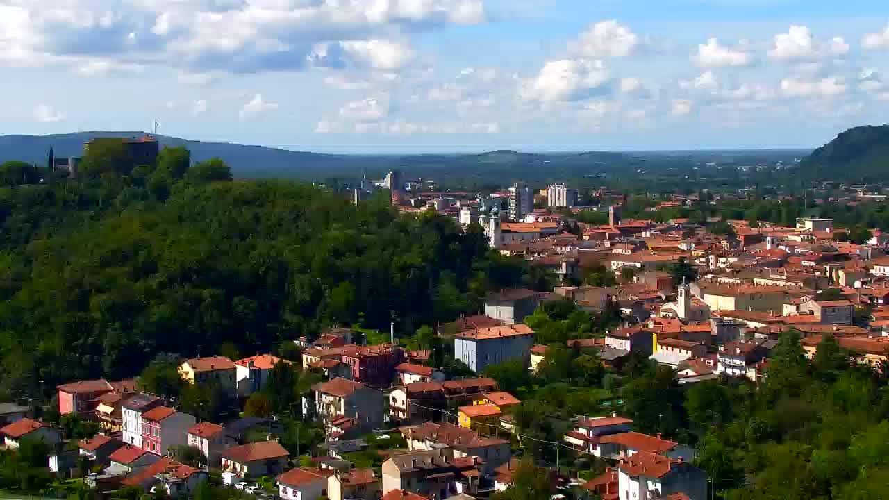 Nova Gorica y Gorizia: Impresionantes Vistas desde el Monasterio Franciscano de Kostanjevica