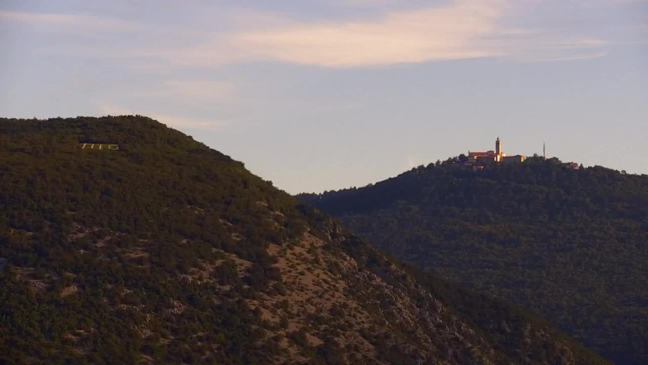 Nova Gorica e Gorizia: Panorama Mozzafiato dal Convento Francescano di Castagnevizza