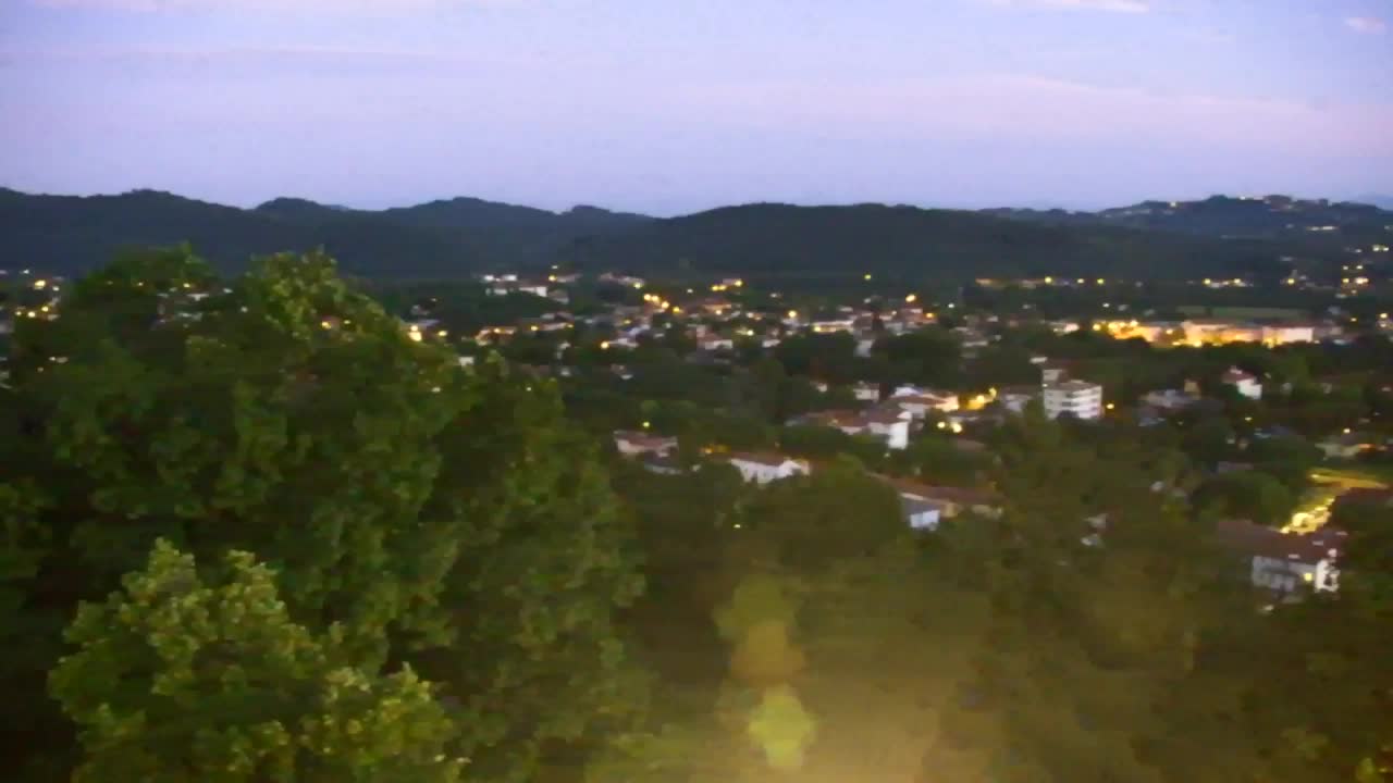 Nova Gorica e Gorizia: Panorama Mozzafiato dal Convento Francescano di Castagnevizza