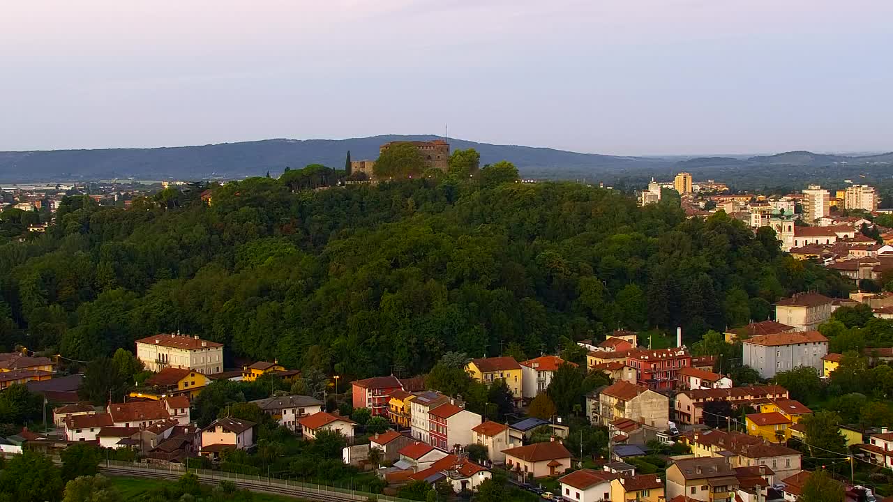 Nova Gorica in Gorica: Čudovit Razgled iz Frančiškanskega Samostana Kostanjevica