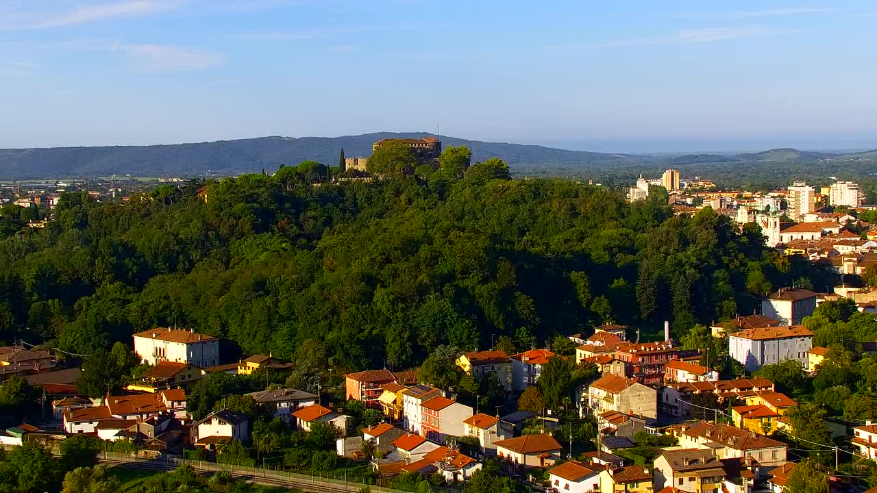 Nova Gorica e Gorizia: Panorama Mozzafiato dal Convento Francescano di Castagnevizza