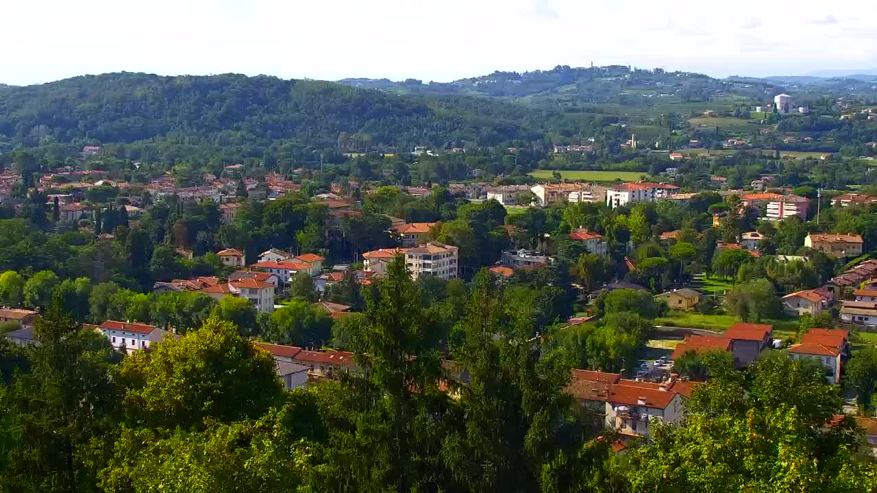 Nova Gorica y Gorizia: Impresionantes Vistas desde el Monasterio Franciscano de Kostanjevica