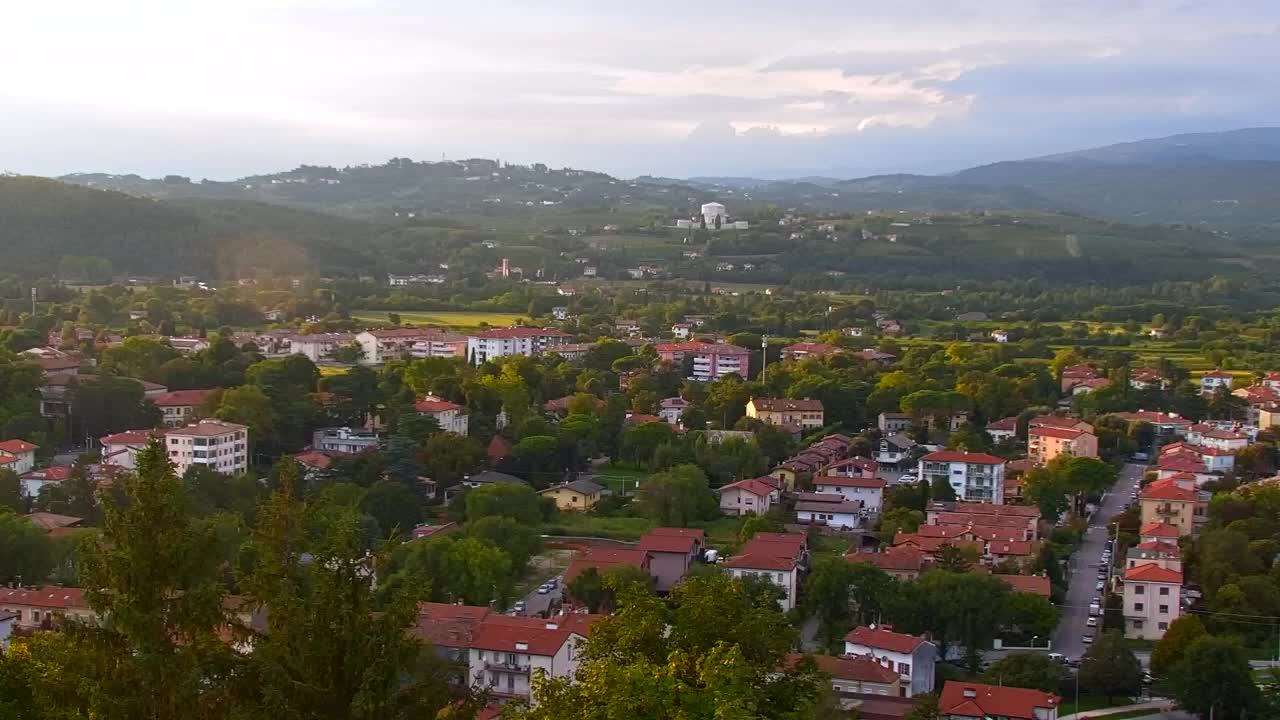 Nova Gorica in Gorica: Čudovit Razgled iz Frančiškanskega Samostana Kostanjevica