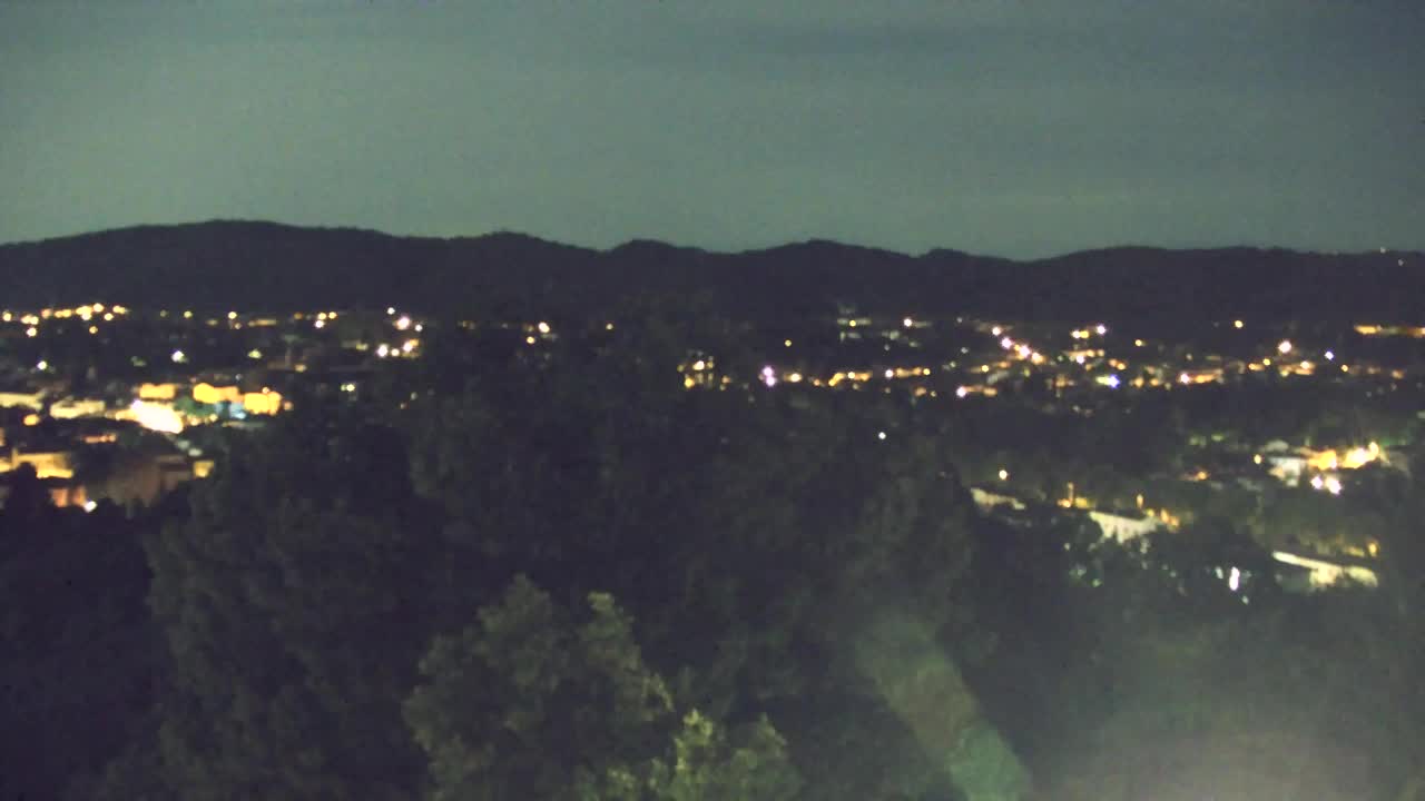 Nova Gorica e Gorizia: Panorama Mozzafiato dal Convento Francescano di Castagnevizza