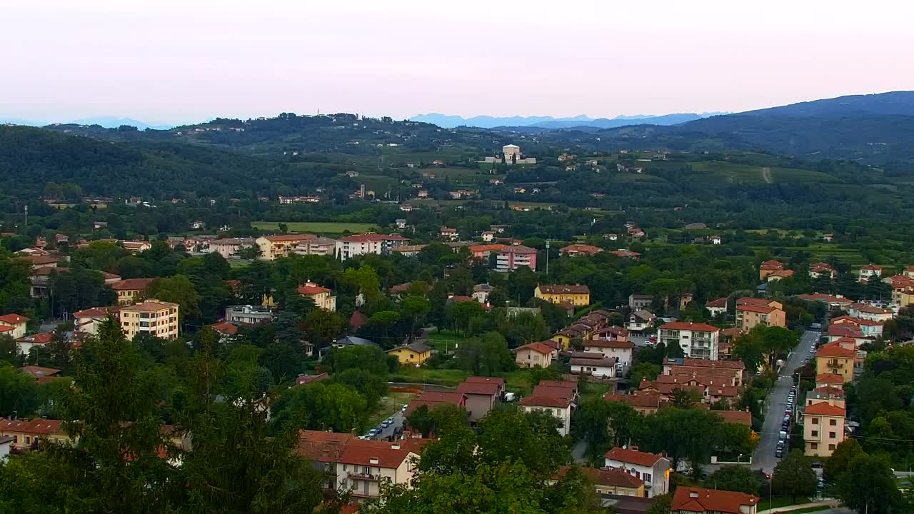 Nova Gorica in Gorica: Čudovit Razgled iz Frančiškanskega Samostana Kostanjevica
