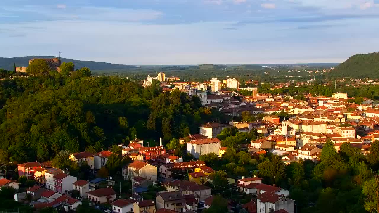 Nova Gorica y Gorizia: Impresionantes Vistas desde el Monasterio Franciscano de Kostanjevica