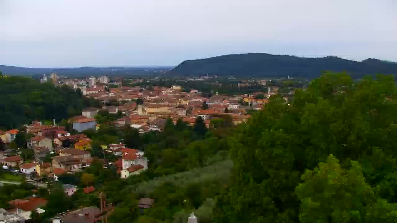 Nova Gorica y Gorizia: Impresionantes Vistas desde el Monasterio Franciscano de Kostanjevica