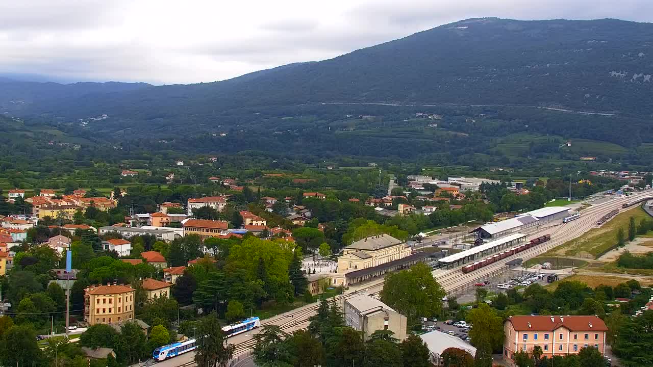 Nova Gorica y Gorizia: Impresionantes Vistas desde el Monasterio Franciscano de Kostanjevica