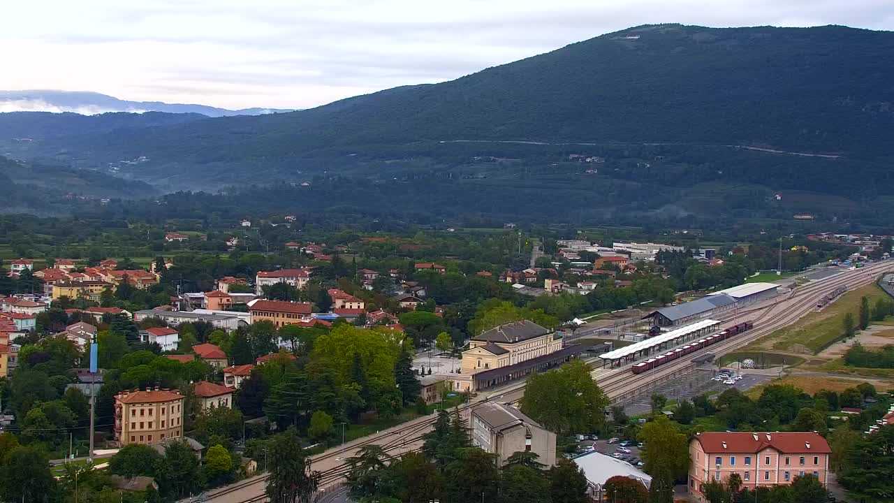 Nova Gorica i Gorica: Prekrasan Pogled iz Franjevačkog Samostana Kostanjevica