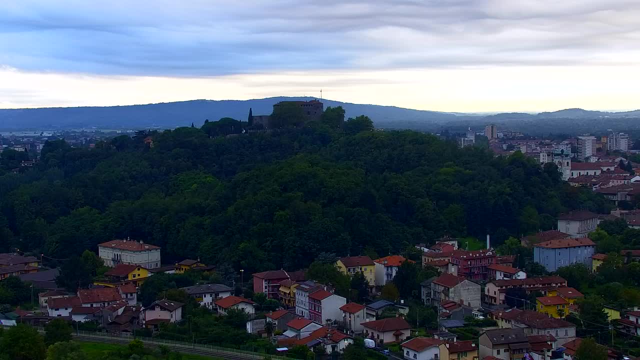 Nova Gorica i Gorica: Prekrasan Pogled iz Franjevačkog Samostana Kostanjevica