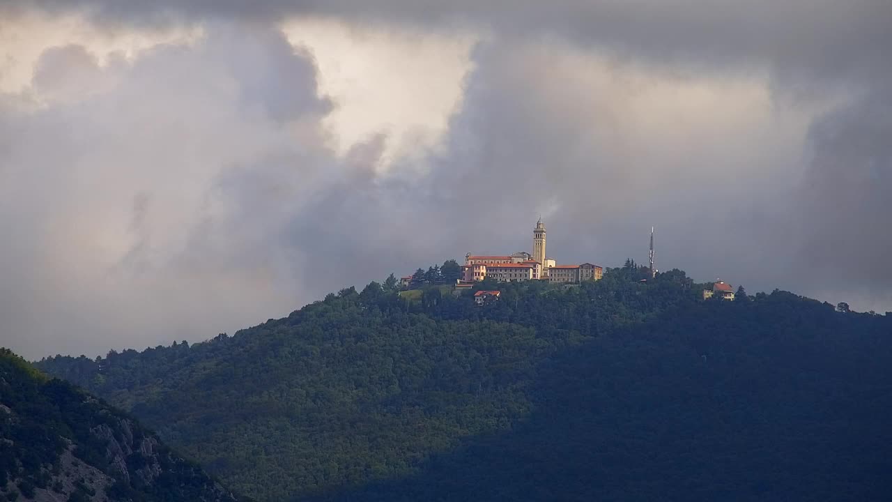 Nova Gorica und Görz: Atemberaubende Aussicht vom Franziskanerkloster Kostanjevica