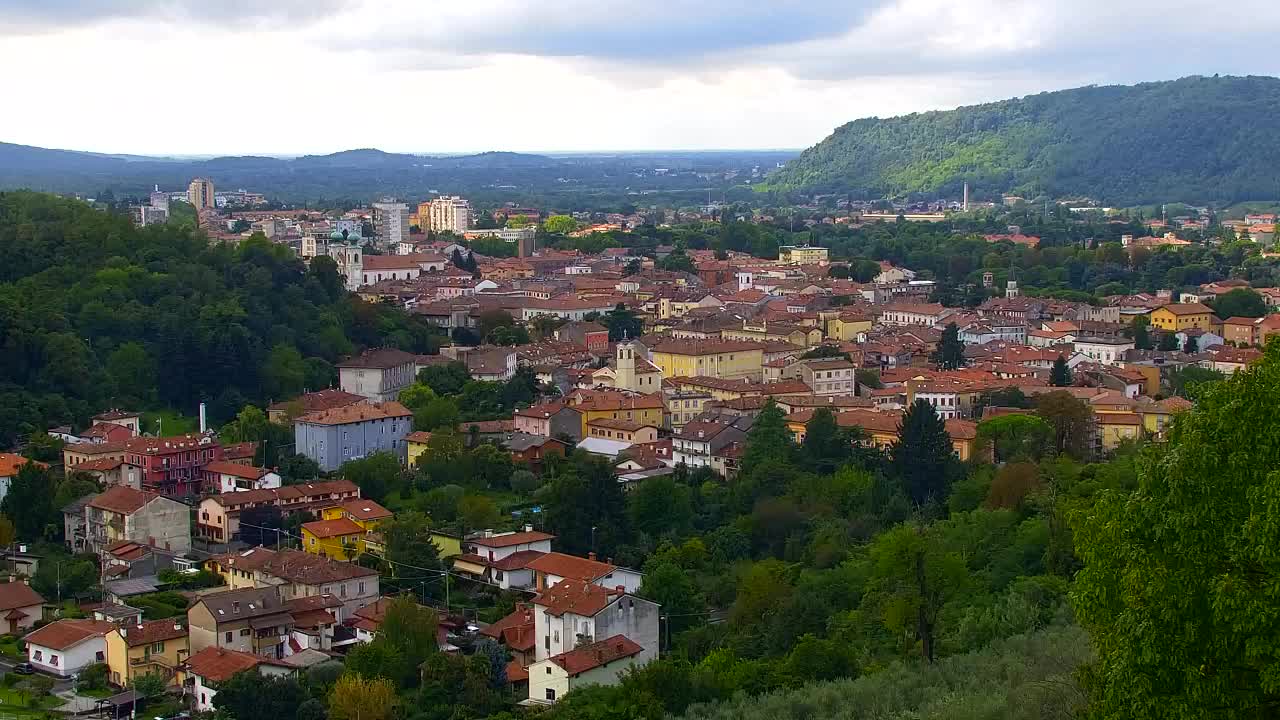 Nova Gorica y Gorizia: Impresionantes Vistas desde el Monasterio Franciscano de Kostanjevica