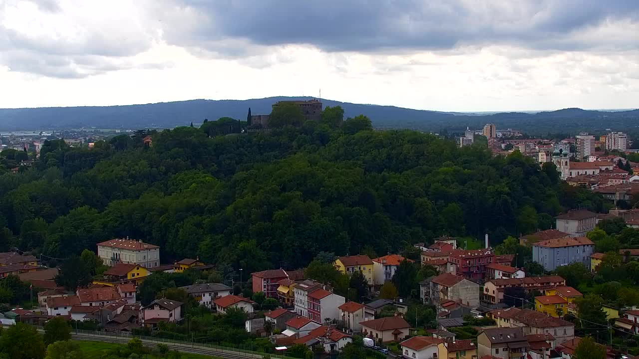 Nova Gorica y Gorizia: Impresionantes Vistas desde el Monasterio Franciscano de Kostanjevica